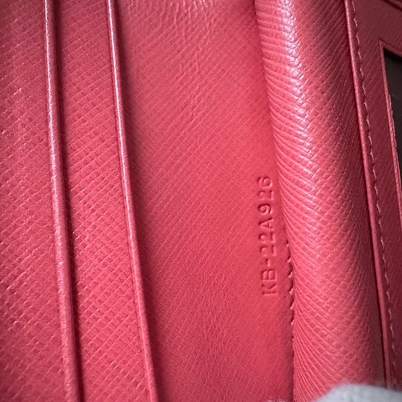 Ferregamo short wallet - Picture 5 of 11